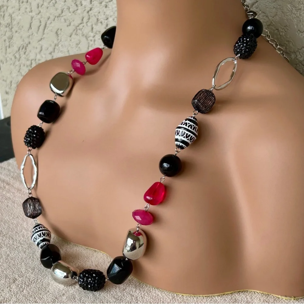 Fashion Jewelry this necklace
